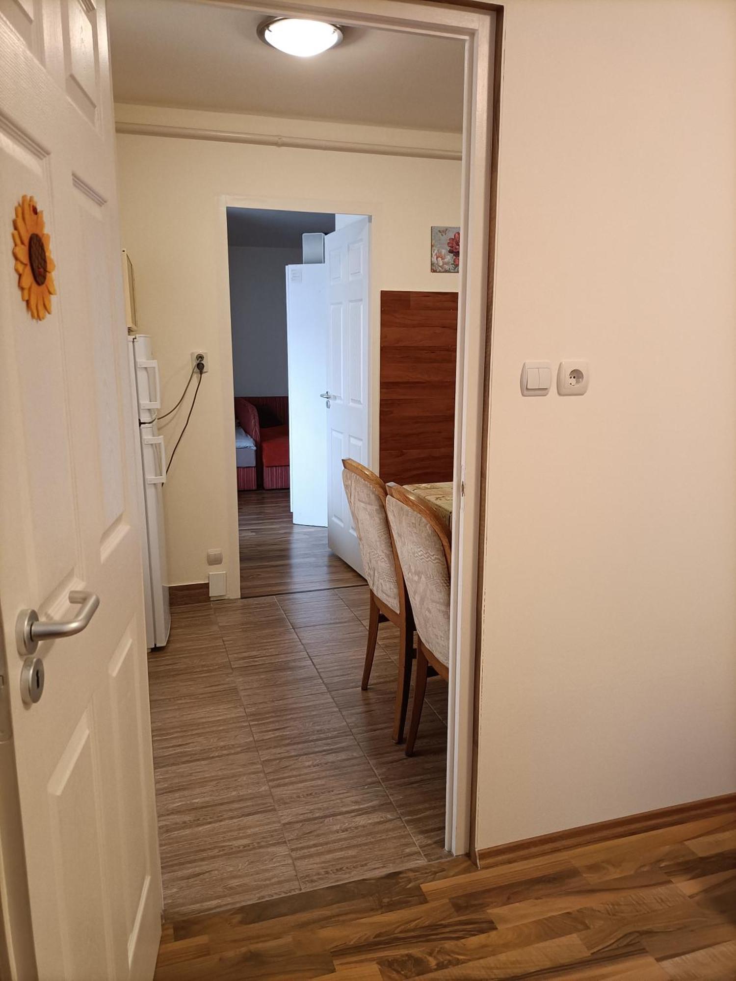 Start Apartmanok Beci Exterior foto